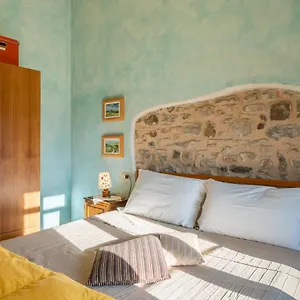 Il Belvedere Sulla Valle House Pescia